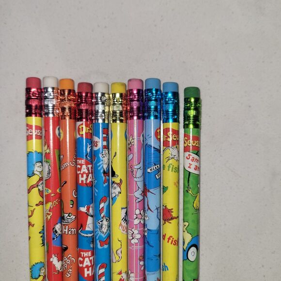 NEW 2011 Dr Suess Lead Pencils Lot Of 22 - 11 Different Designs Cat In The Hat - Picture 5 of 6